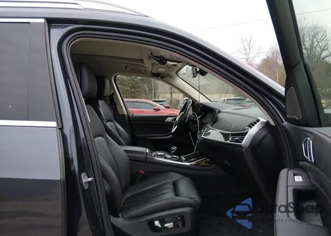 2020 BMW X7 xDrive40I z USA, uszkodzony, nr VIN 5UXCW2C07L9B35643